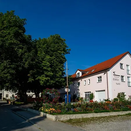 Und Göttler Josef Hotel